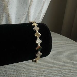 Alternating pavé and plain Gold Clover Link Bracelet (w mini plain clovers)